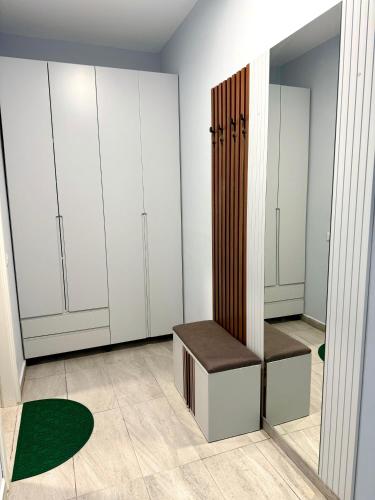 Kika Complex 2 Sunny Balcony Apartment, Tirana (foto 4)