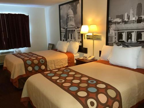 Super 8 by Wyndham Riverside/Kansas City in Kansas City, USA