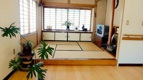 黒崎base, Kaga (foto 8)