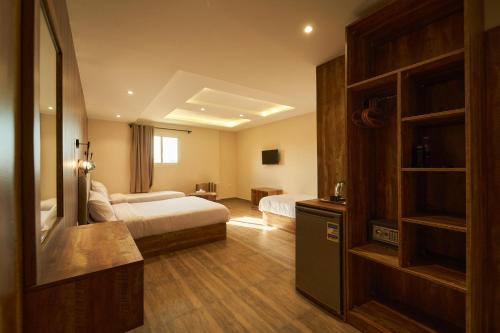 Crown Pyramids View Hotel - main image