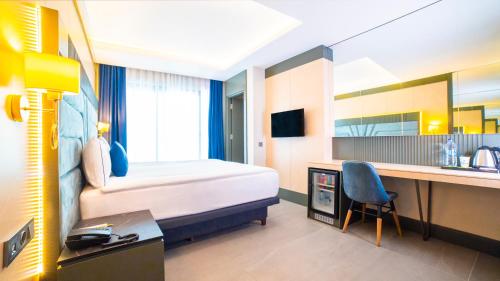 room detail thumbnail 0
