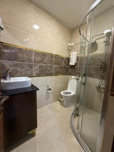 Double Room image 5