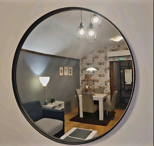 Kum Apartment, Niš