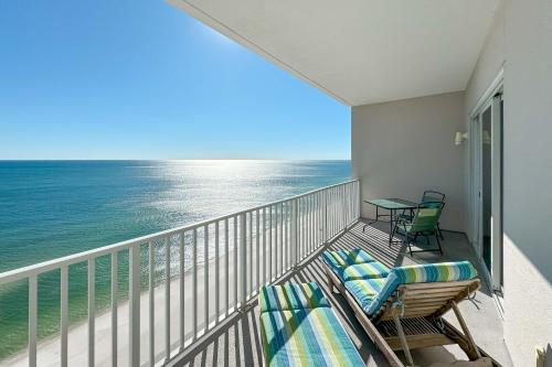 2 bedrooms, 4 beds