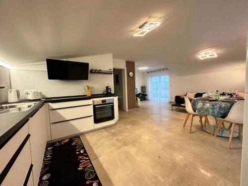 Family apartment in Erlensee - Autobahn A45 A66 - Frankfurt Airport FRA in 埃爾倫塞