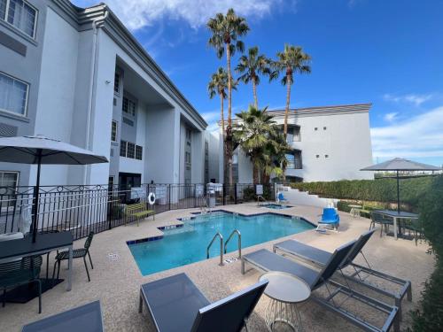 Úszómedence, Spark by Hilton Glendale Phoenix North in Glendale North