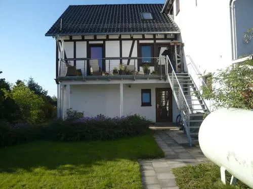 Ferienwohnung an Pferdehof in Much in Much, Deutschland