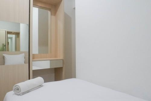Relaxing and Serene 2BR Apartment at Tanglin Supermall Mansion By Travelio - image 2