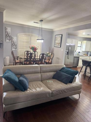 Peaceful Abode - Luxury double rooms in Denton, USA
