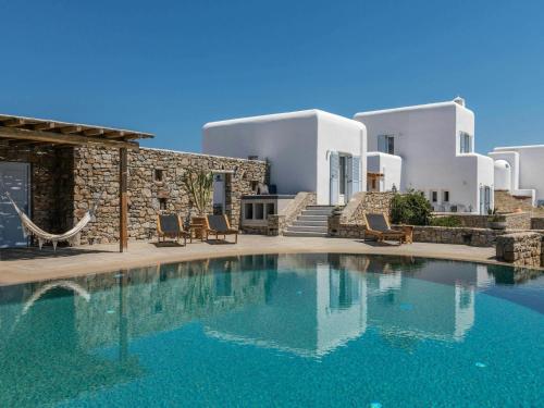 Impressive villa with views, Psarou