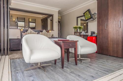 Head over Hills Luxury Retreat Room Type -  Double Room