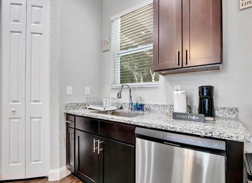 Perfect Getaway Home! Close to Rainbow Springs! in Hernando 