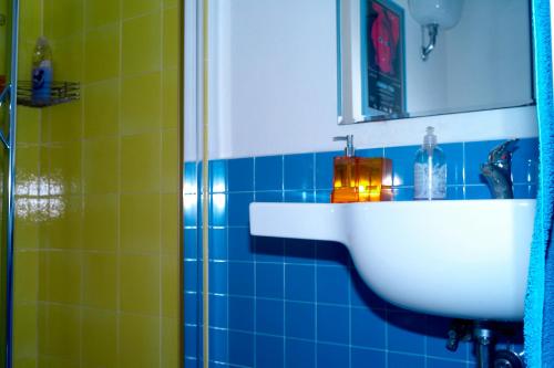 Bathroom, Green House in Terracina