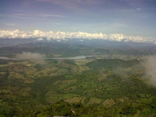 Apartamento en Guaduas 2 habitaciones 4 camas