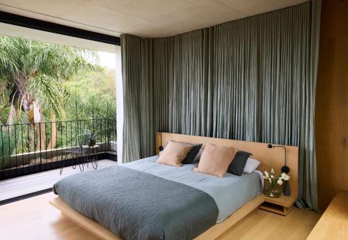 Surfside Clovelly - image 3