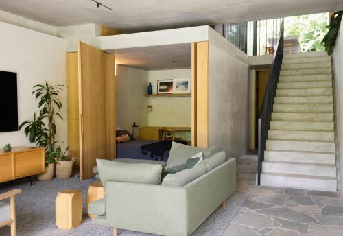 Surfside Clovelly - image 5