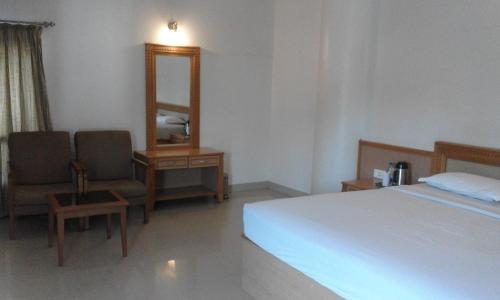 Malabar Residency Ideally located in the Thavakkara area, Malabar Residency promises a relaxing and wonderful visit. The property offers a high standard of service and amenities to suit the individual needs of all trav