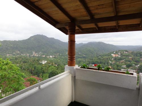 Banda Casa, Kandy