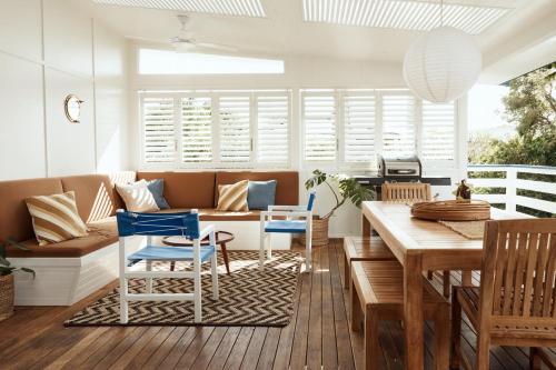 BAY PROPERTIES . The Sailors Upper Deck, Yamba