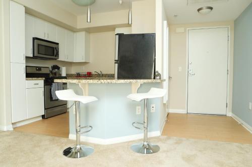 Amazing Apartments near the grove near Museu d'Art Comtat de Los Angeles