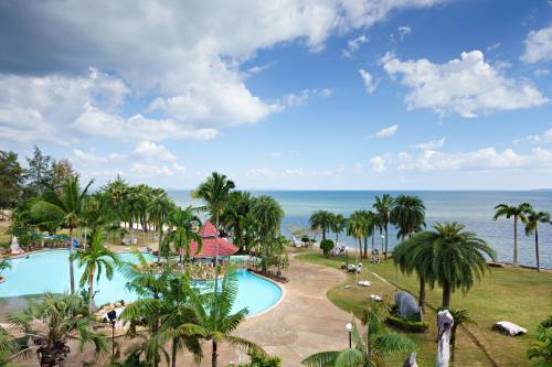 Rockgarden Beach Resort - 전망