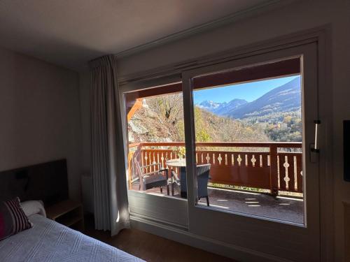 เรซีดองซ์ รอชตาเย (Residence Rochetaillee) in บรี เลส แบงส์