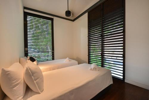 Villa with Private Pool image 4