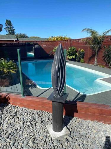 On The Beach in เบย์ วิว