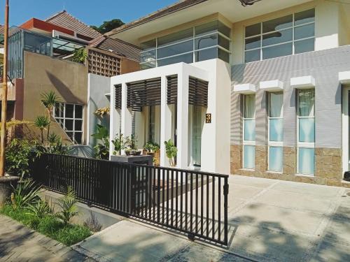 The Icon Homestay Malang