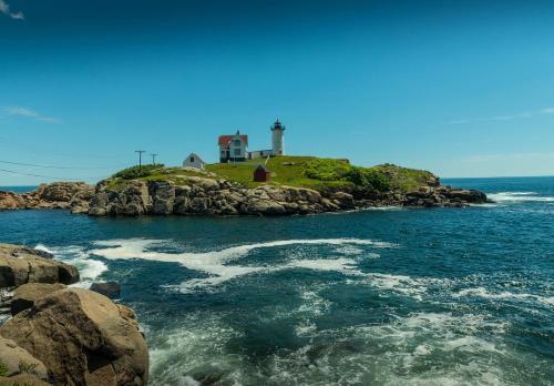 Main House at One Long Beach Main House at One Long Beach