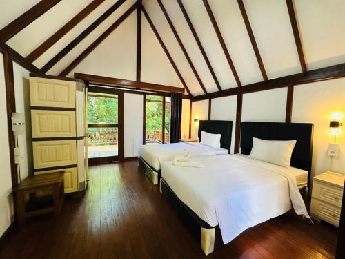 Maratua Dive Center And Lodge in Maratua Teluk Harapan