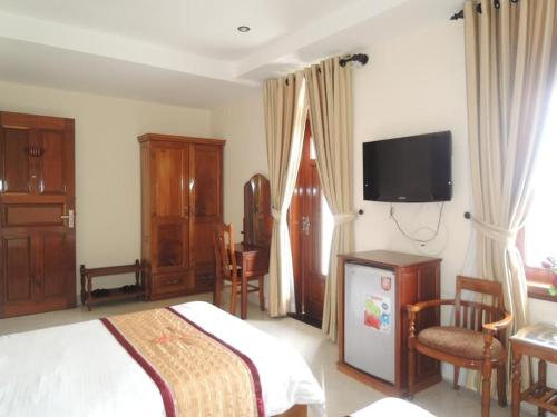 Quadruple Room room in Huyền Trang 2 Hotel Huế - by BAY LUXURY