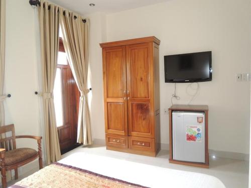 Standard Queen Room image 2
