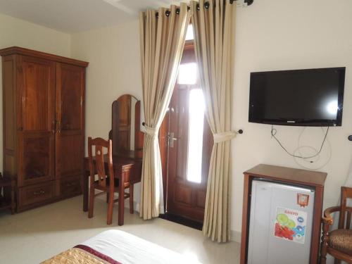 Standard Queen Room image 1