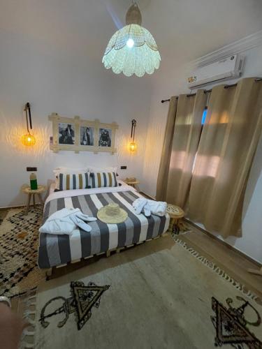 1 queen bed, 1 twin bed, 1 sofa bed