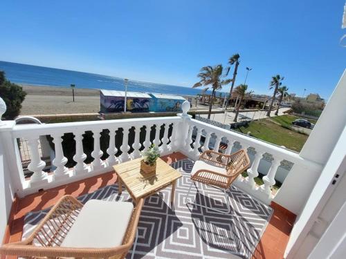 Nuevo Villa Beatriz Caleta Beach Front beach