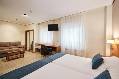 Hotel Ciudad de Compostela in ซานตีอาโก เด กอมโปสเตลา