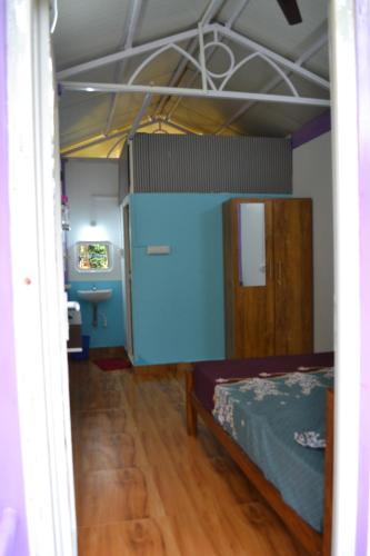 SS Tiny Home Stays SS Tiny Home Stays