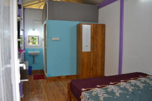 SS Tiny Home Stays SS Tiny Home Stays