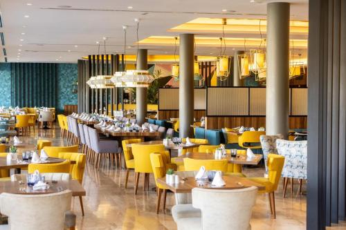 Zafiro Palace Palmanova - 레스토랑
