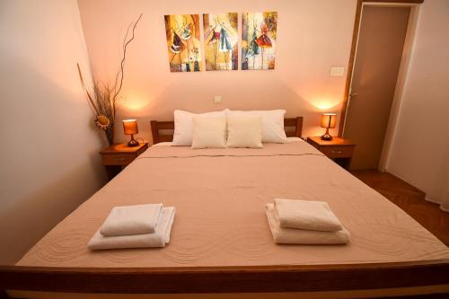 Three-Bedroom Apartment image 9