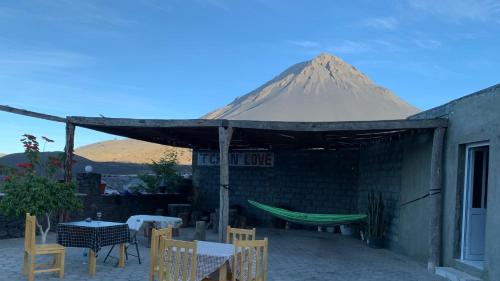 TCHAN LOVe near São Filipe repülőtér