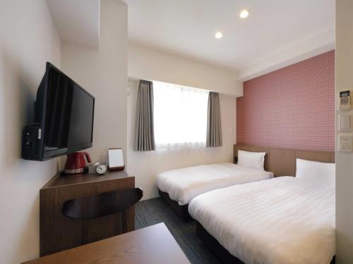 Twin Room B - Non Smoking room in Smart Place Inn Kyoto Nijojo-mae Station