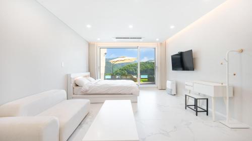 Gapyeong staysumok pool villa pension