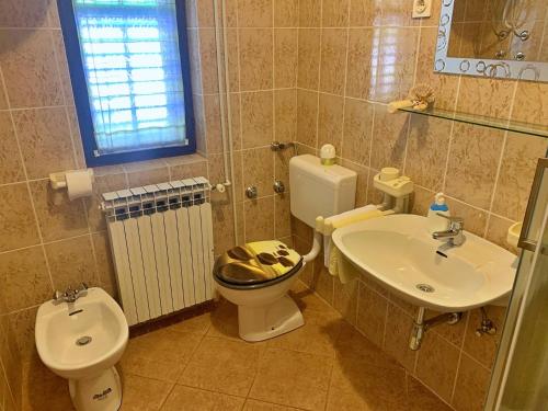 Apartments Šantić - image 5