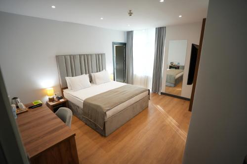 Business Life Hotel Güneşli, Stambuł