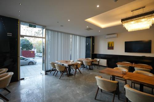 Restaurant, Business Life Hotel Güneşli in Bağcılar