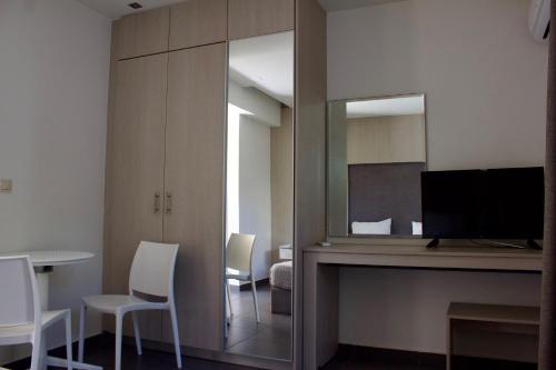 Superior Double Room image 10