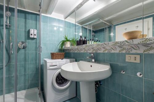 Rome As You Feel - Designer two-level apartment in the heart of Trastevere, Rome (photo 7)