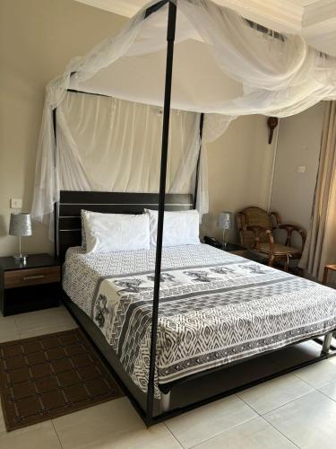 . Kuka Lodge